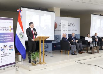 ANEAES ENCUENTRA ASOCIACIÓN ENTRE LA ACREDITACIÓN DE CARRERAS Y MEJORES REMUNERACIONES EN JÓVENES DEL EMPLEO FORMAL